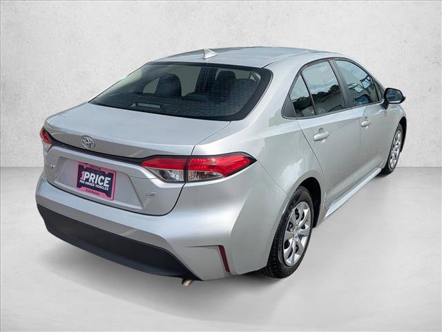 Used 2024 Toyota Corolla LE FWD image 5