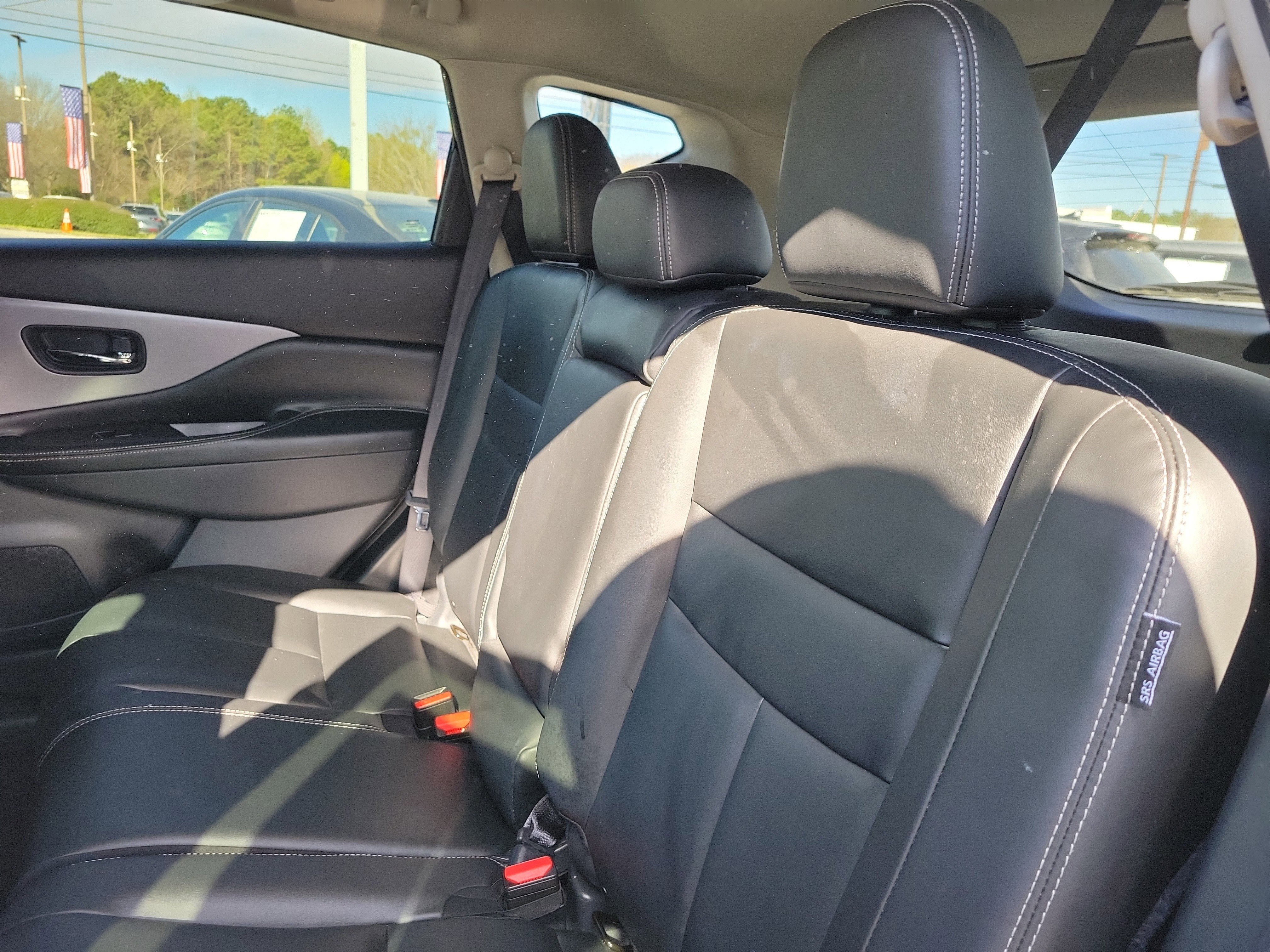 Used 2023 Nissan Murano SV w/ SV Midnight Edition Package image 10