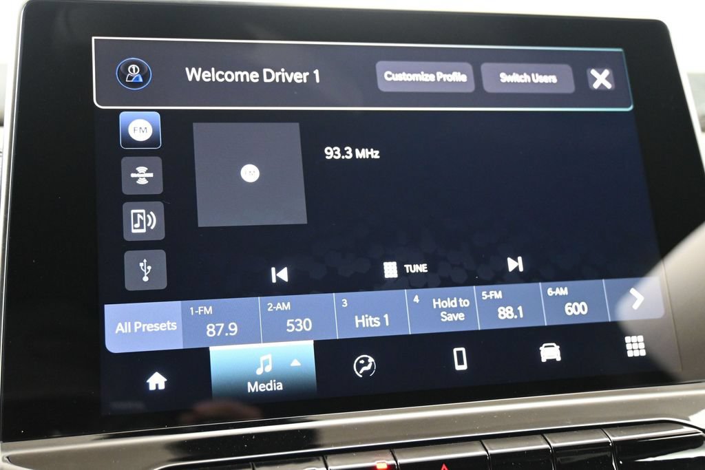 New 2026 Jeep Compass Latitude AWD/4WD image 9