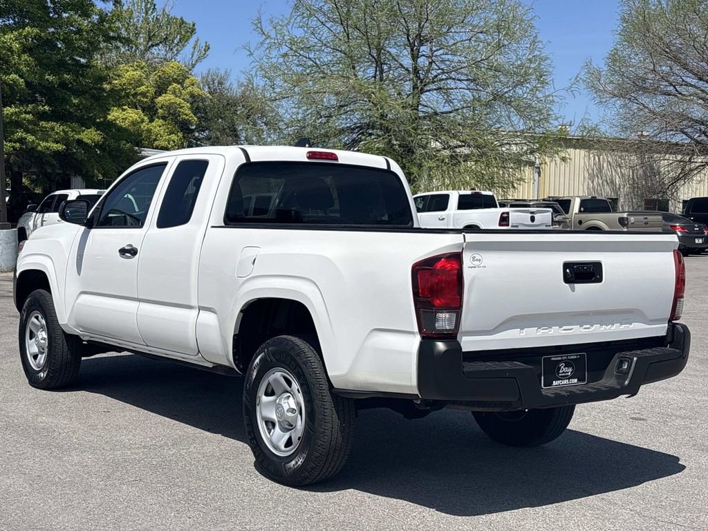 Used 2021 Toyota Tacoma SR image 3