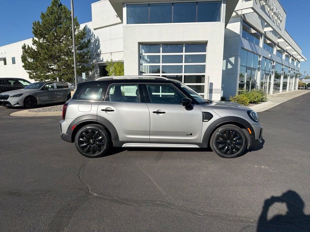Used 2024 MINI Cooper Countryman S w/ Signature Upholstery Package AWD/4WD image 6