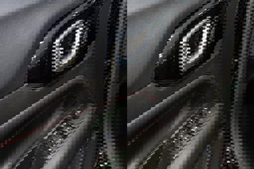 Used 2022 Jeep Compass Trailhawk w/ Trailhawk Elite Group image 13