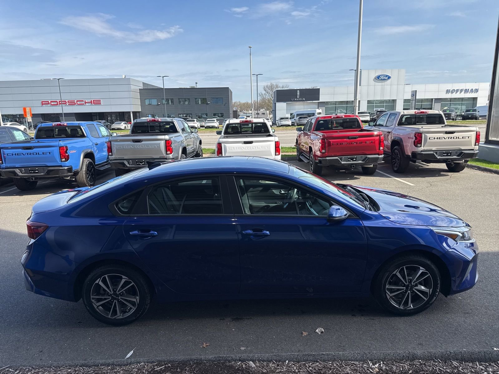 Used 2023 Kia Forte LXS w/ LXS Technology Package image 5