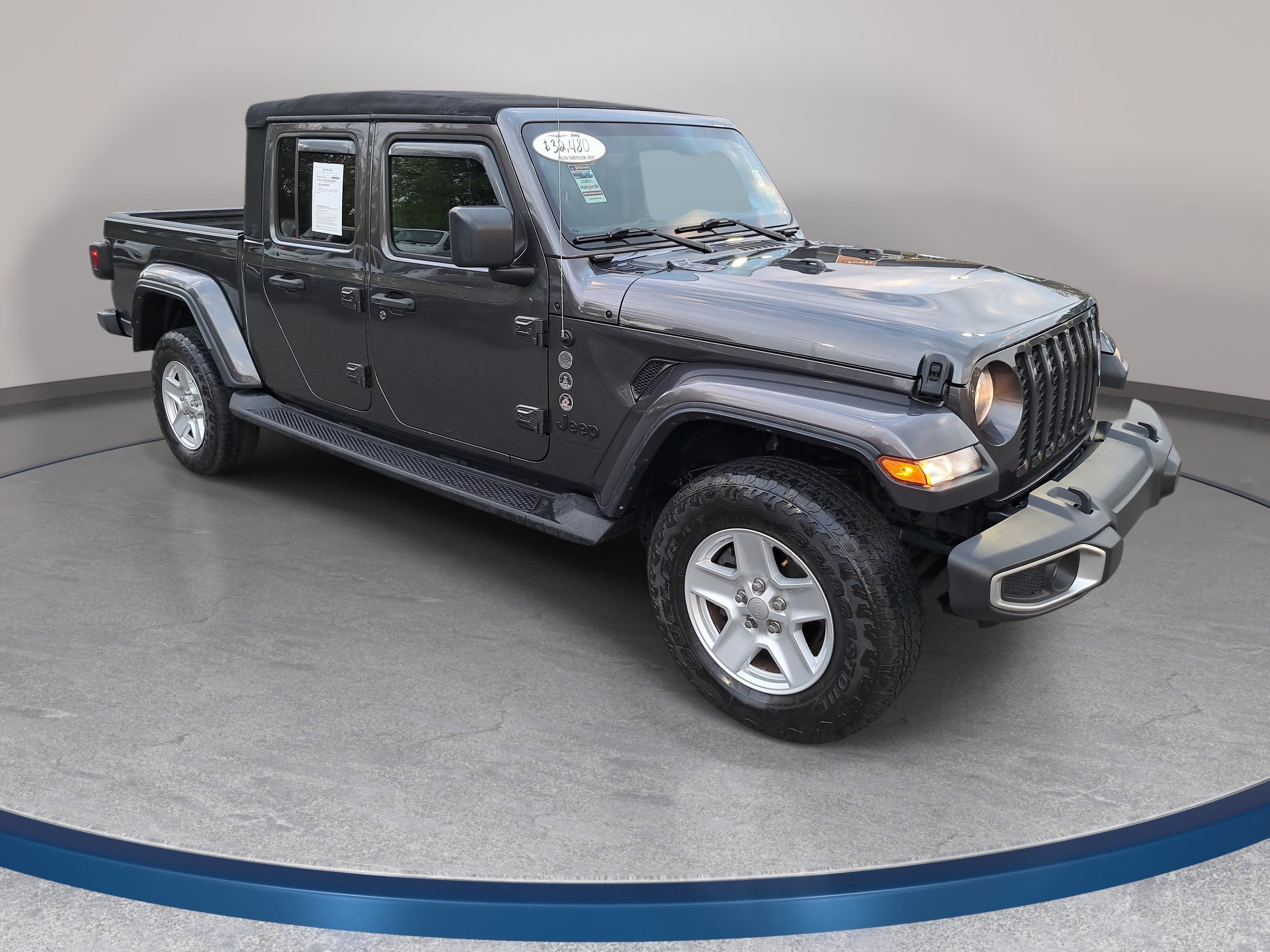 Used 2023 Jeep Gladiator Sport AWD/4WD image 3