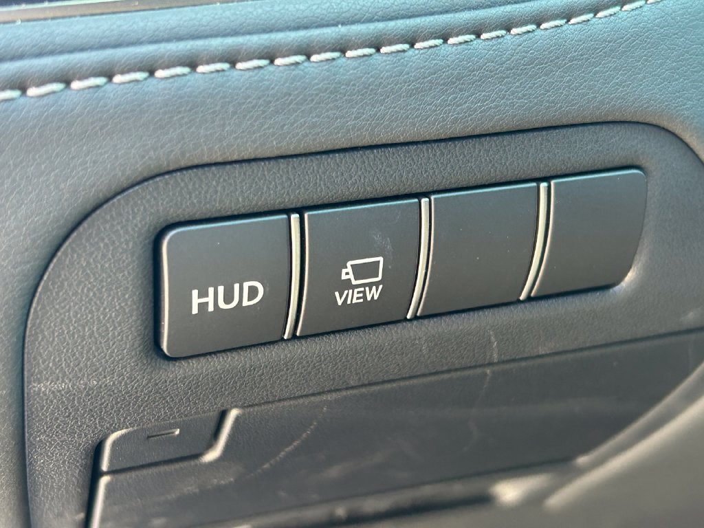 Used 2022 Lexus LS 500 w/ Interior Upgrade Package RWD image 26