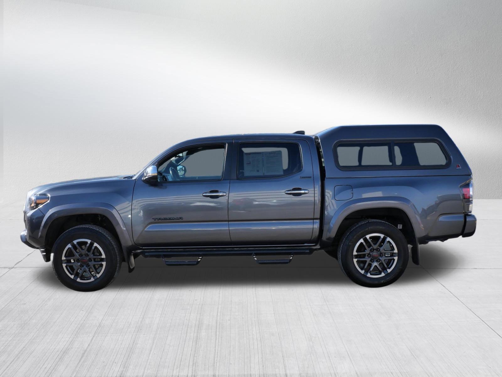 Certified 2021 Toyota Tacoma Limited image 4