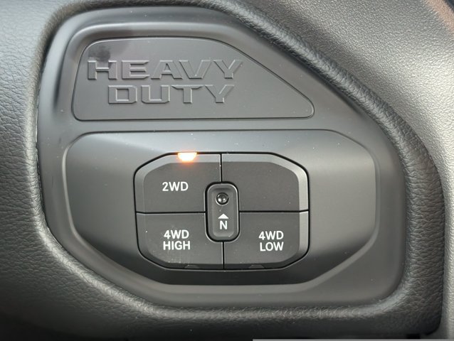 New 2026 RAM 3500 Laramie AWD/4WD image 22