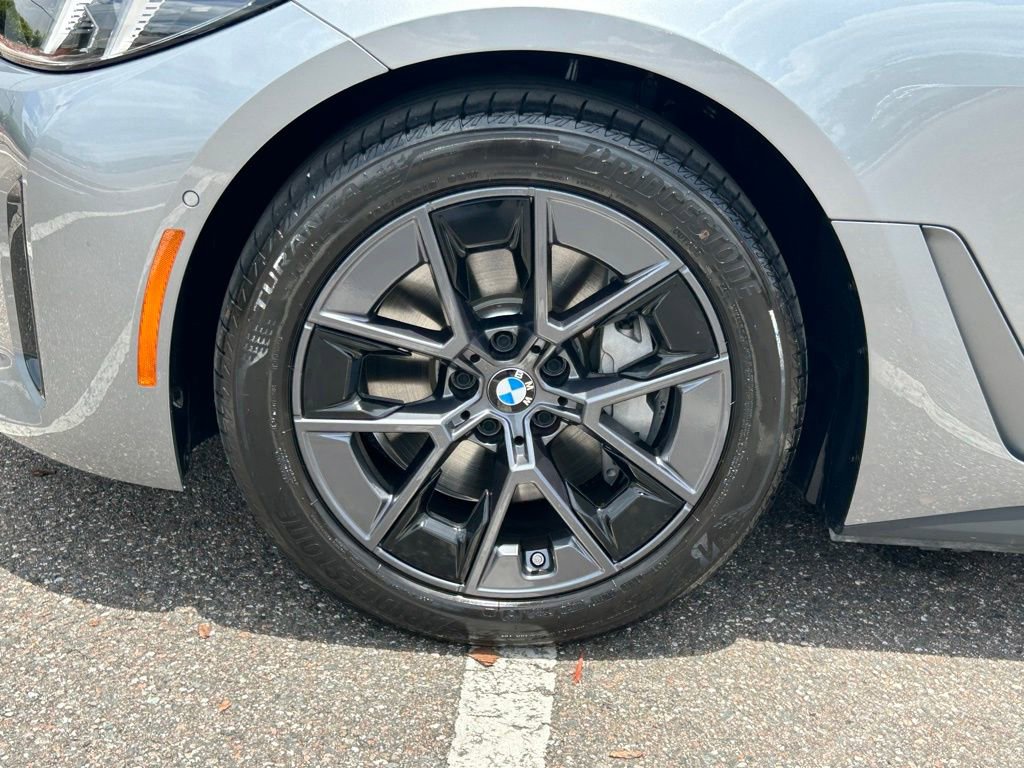 Used 2025 BMW i4 eDrive40 w/ Premium Package RWD image 46