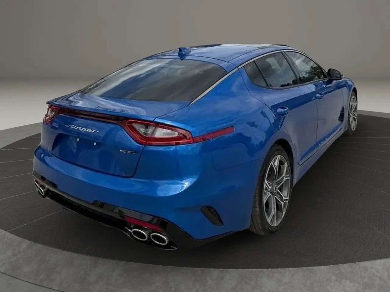 Used 2020 Kia Stinger GT-Line w/ Sun & Sound Package RWD image 7