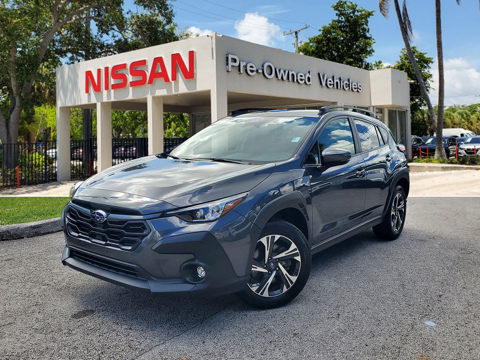 Used 2024 Subaru Crosstrek 2.0i Premium image 1