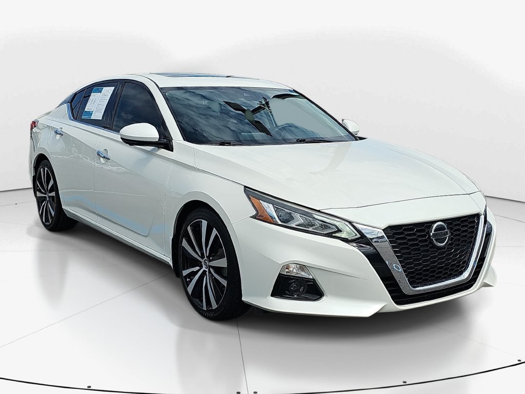 Used 2019 Nissan Altima 2.5 Platinum FWD image 3