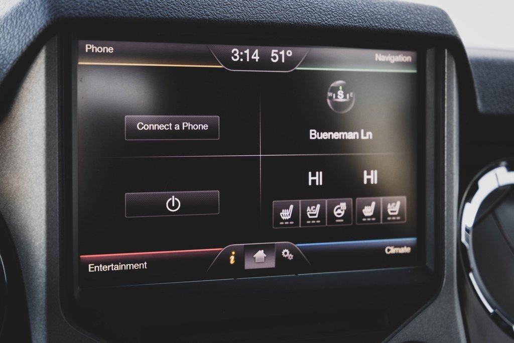 Used 2015 Ford F250 Platinum w/ FX4 Off-Road Package image 14