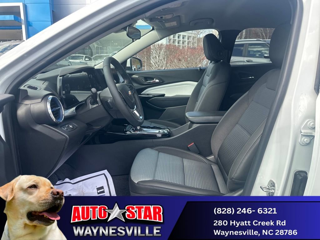 New 2025 Chevrolet Trax LT w/ LT Convenience Package image 35