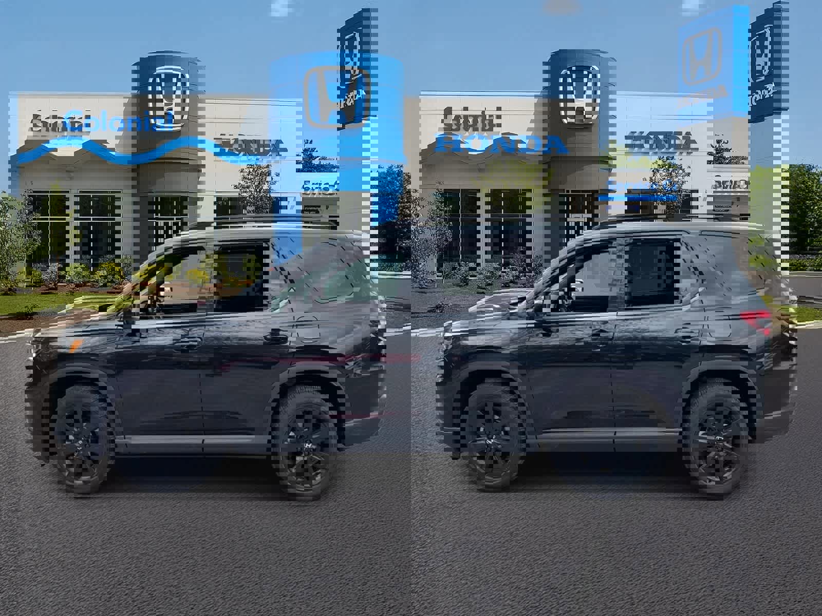 Used 2025 Honda Pilot Black Edition image 3