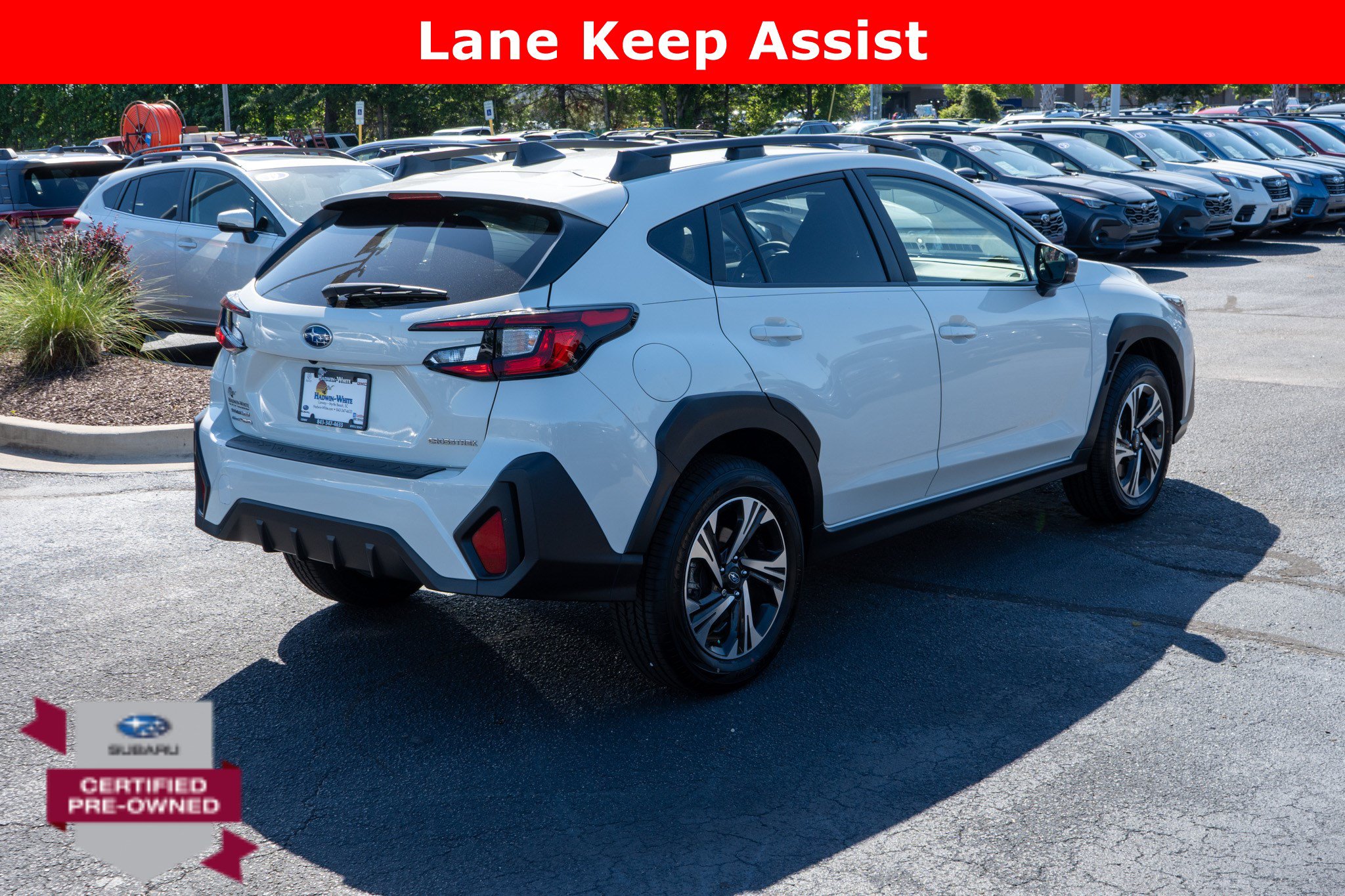 Used 2024 Subaru Crosstrek 2.0i Premium w/ Crosstrek Mirror Package AWD/4WD image 3
