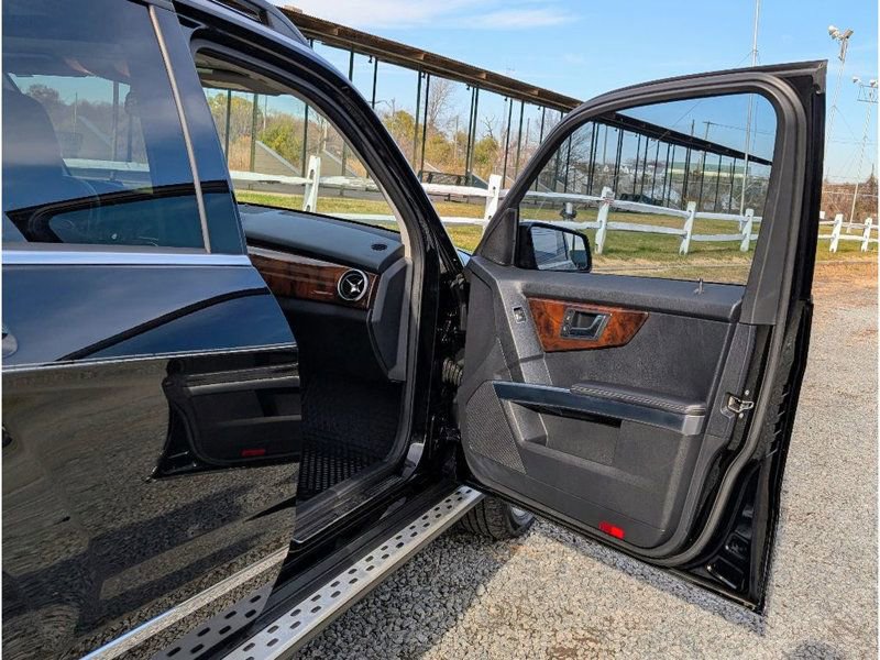 Used 2014 Mercedes-Benz GLK 350 350 4MATIC w/ Premium 1 Package image 11