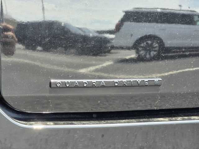 Used 2023 Jeep Grand Wagoneer Series III w/ Rear Seat Video Group 1 AWD/4WD image 39
