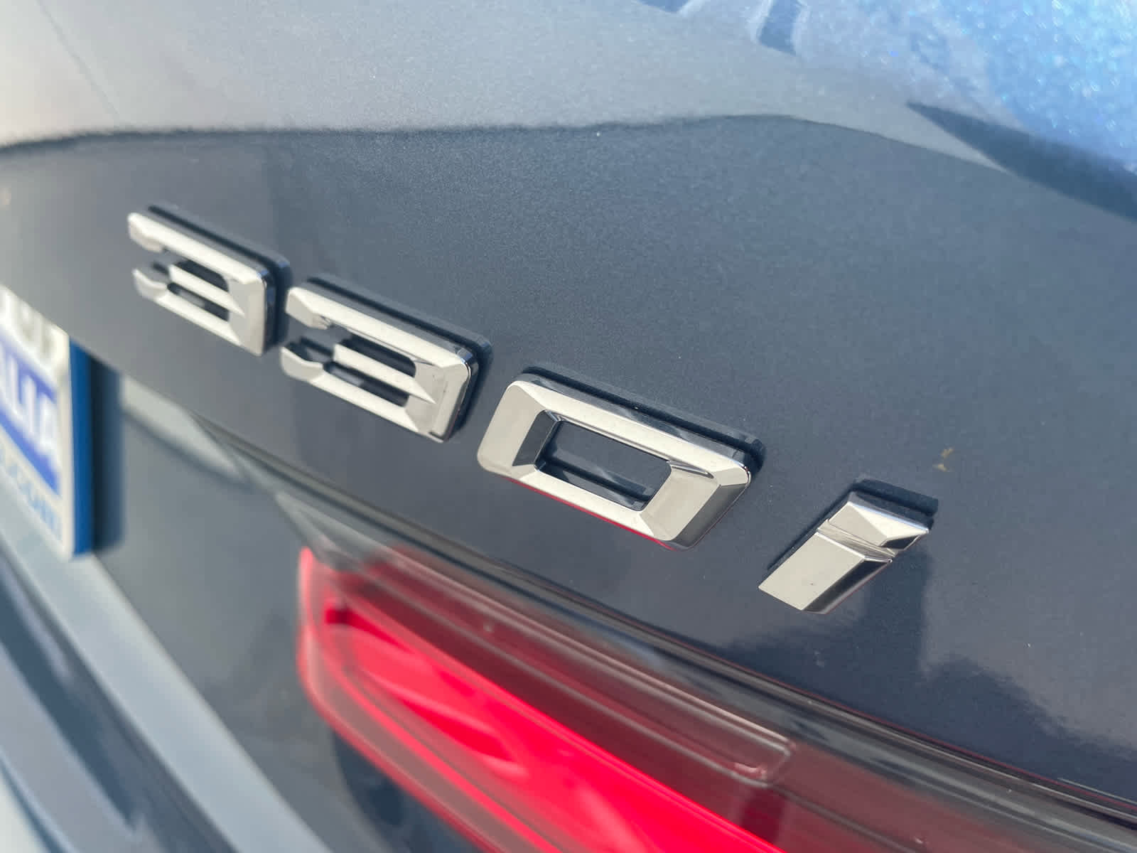 New 2025 BMW 330i Sedan w/ M Sport Package image 24