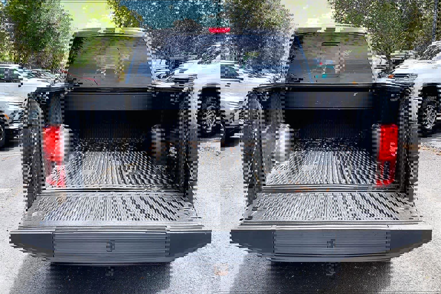 Used 2019 Ford F150 Platinum w/ Equipment Group 701A Luxury image 34