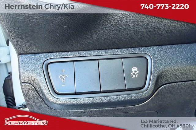 Used 2024 Kia Forte LXS image 15