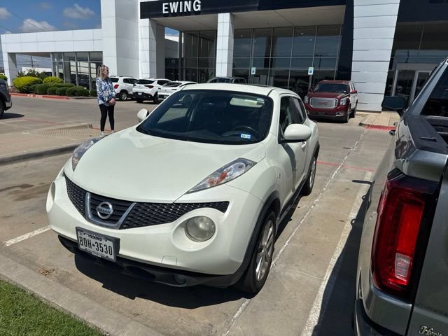 Used 2012 Nissan Juke SL FWD image 2