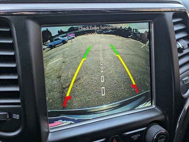 Used 2018 Jeep Grand Cherokee Overland AWD/4WD image 15