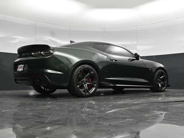Used 2020 Chevrolet Camaro SS RWD image 53