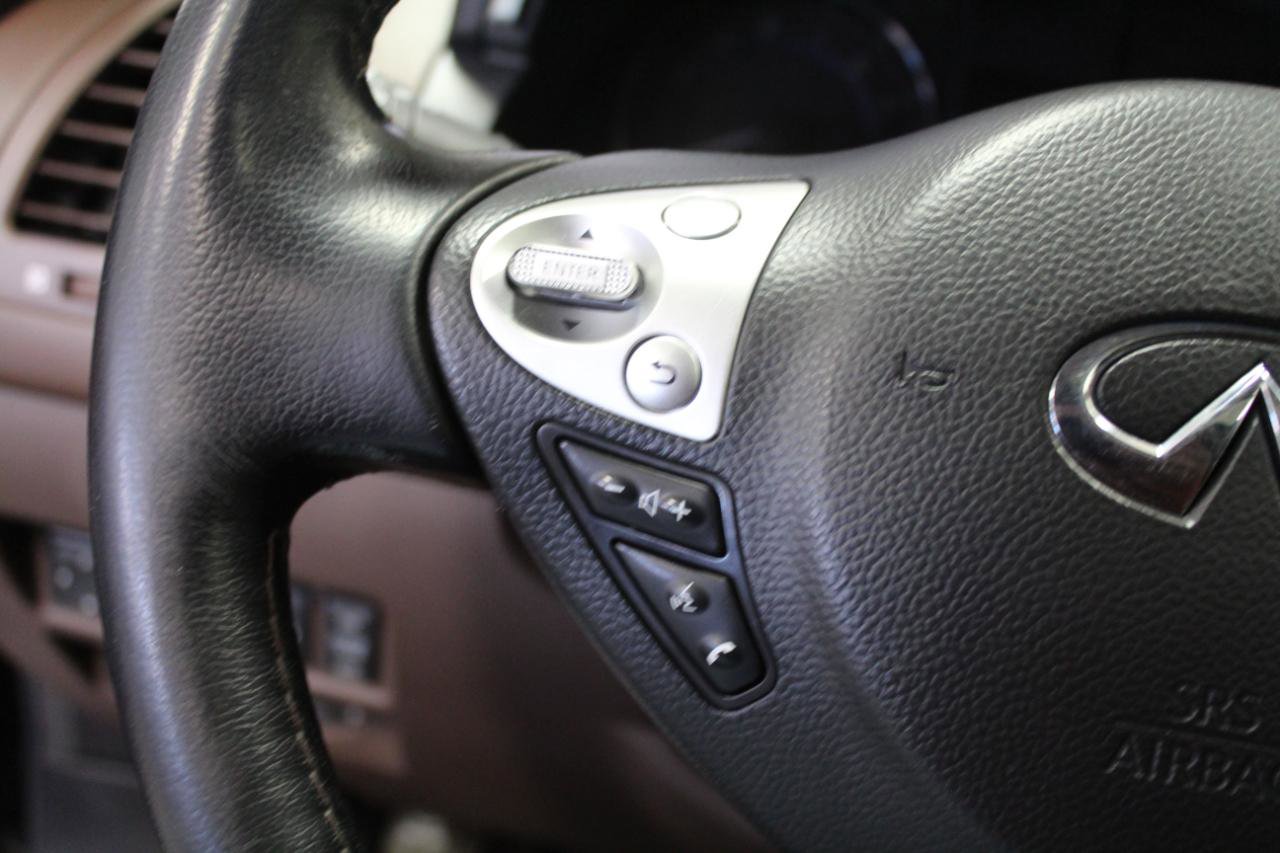 Used 2013 INFINITI FX37 AWD w/ Premium Pkg image 9