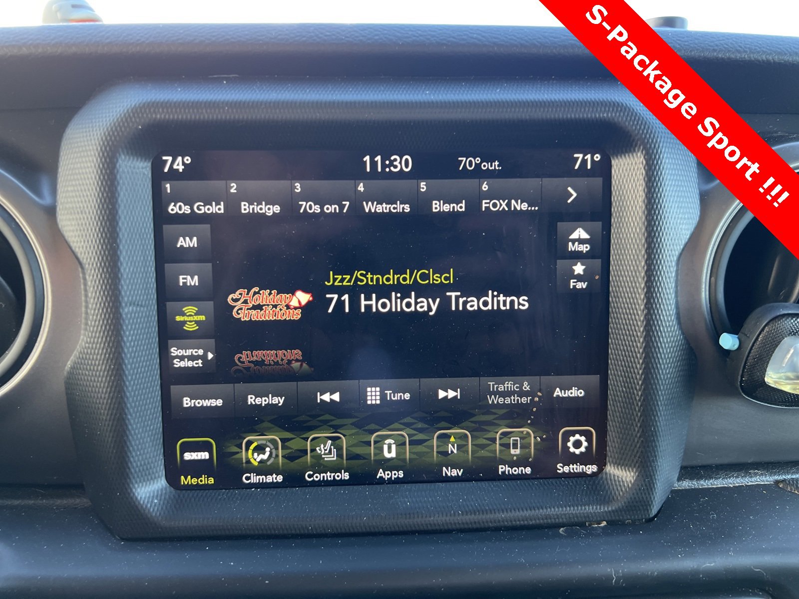 Used 2022 Jeep Gladiator Sport image 18