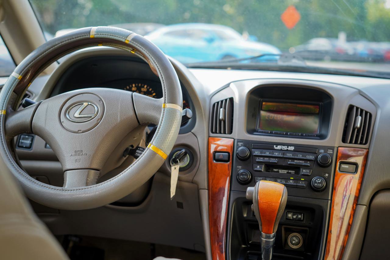 Used 2002 Lexus RX 300 4WD image 10