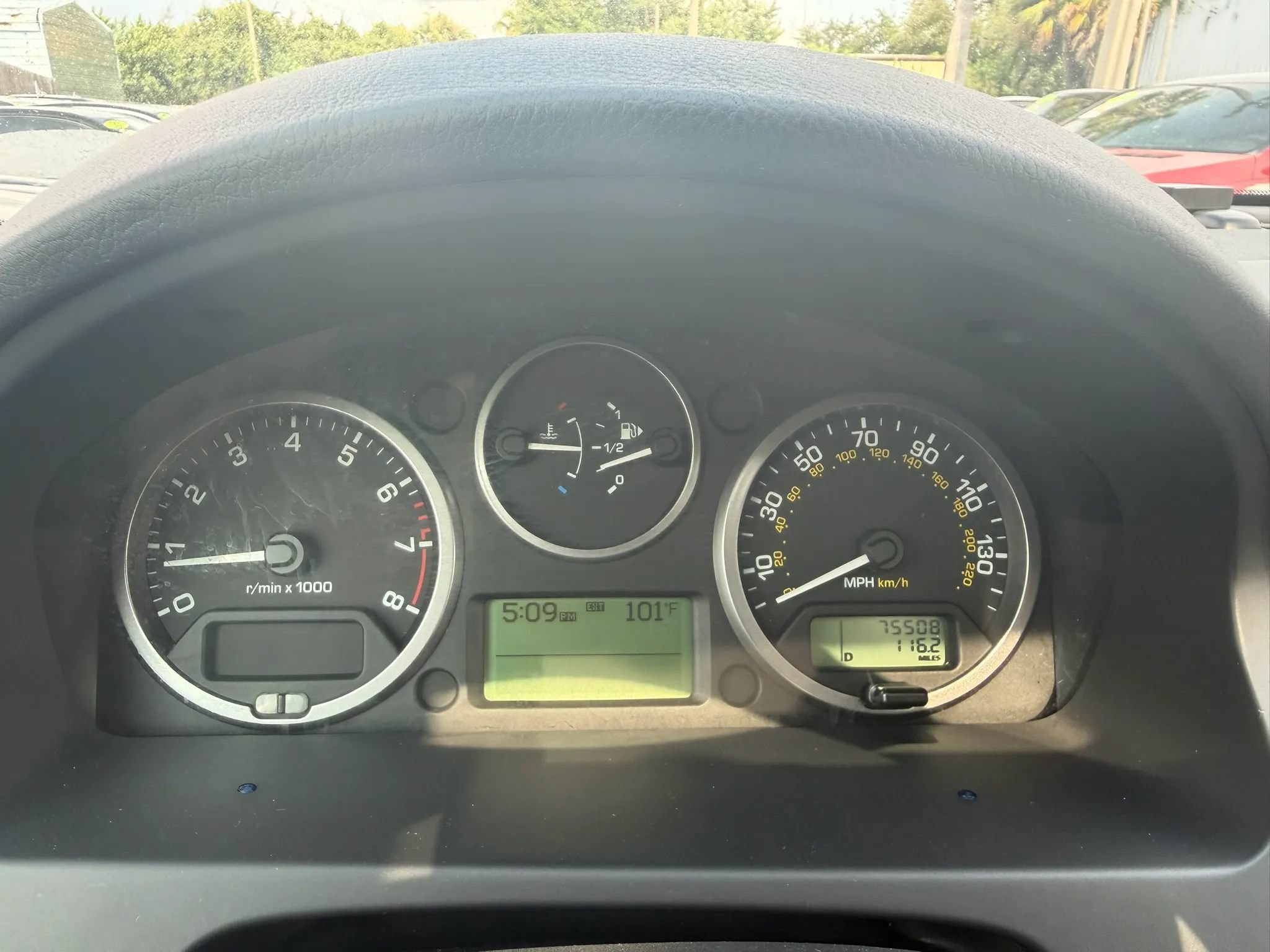Used 2011 Land Rover LR2 HSE AWD/4WD image 17