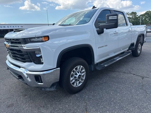 Used 2025 Chevrolet Silverado 2500 LT w/ Convenience Package image 5