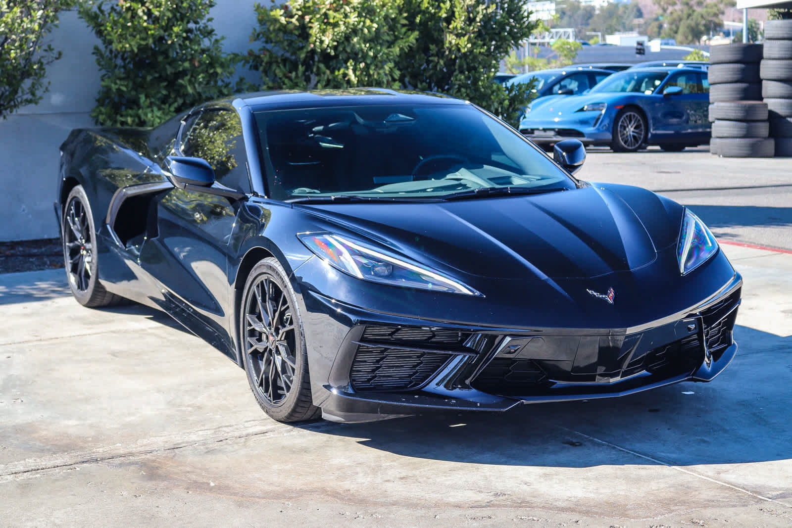 Used 2025 Chevrolet Corvette Stingray Preferred Cpe w/ 2LT RWD image 3