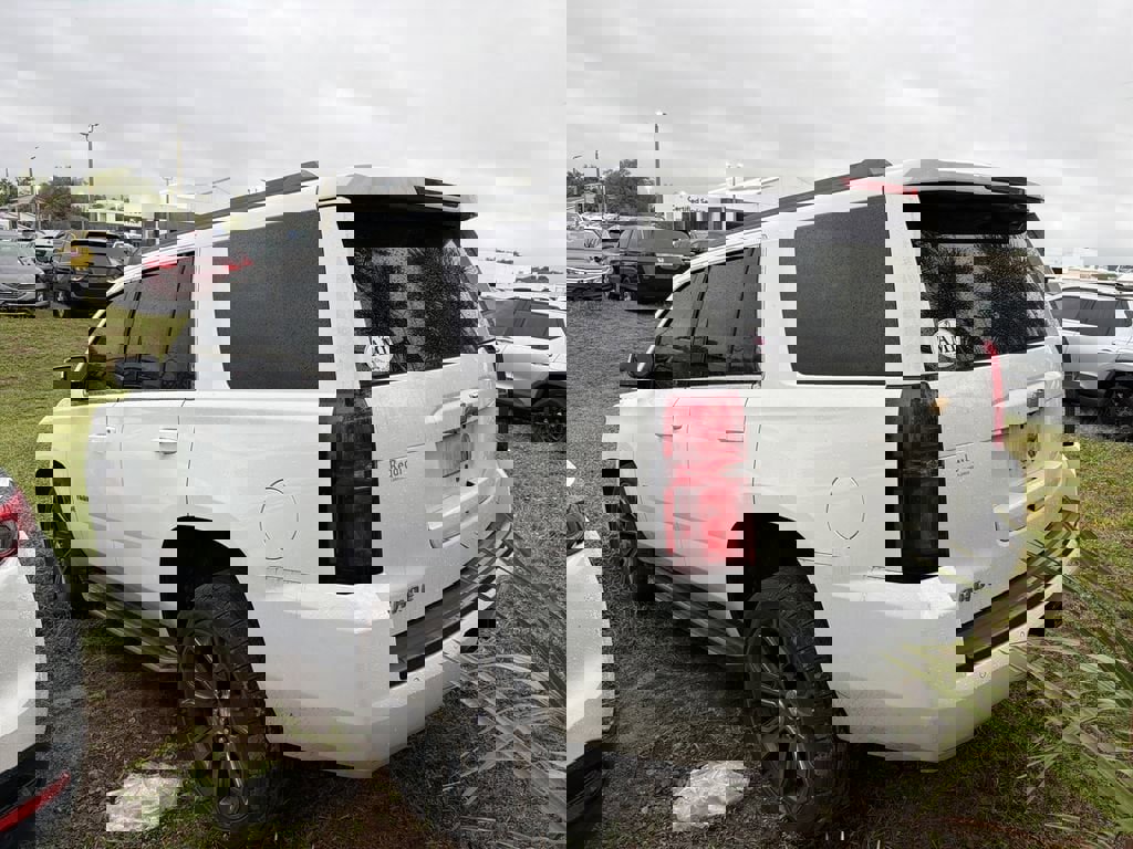 Used 2018 Chevrolet Tahoe LS w/ Enhanced Driver Alert Package image 5