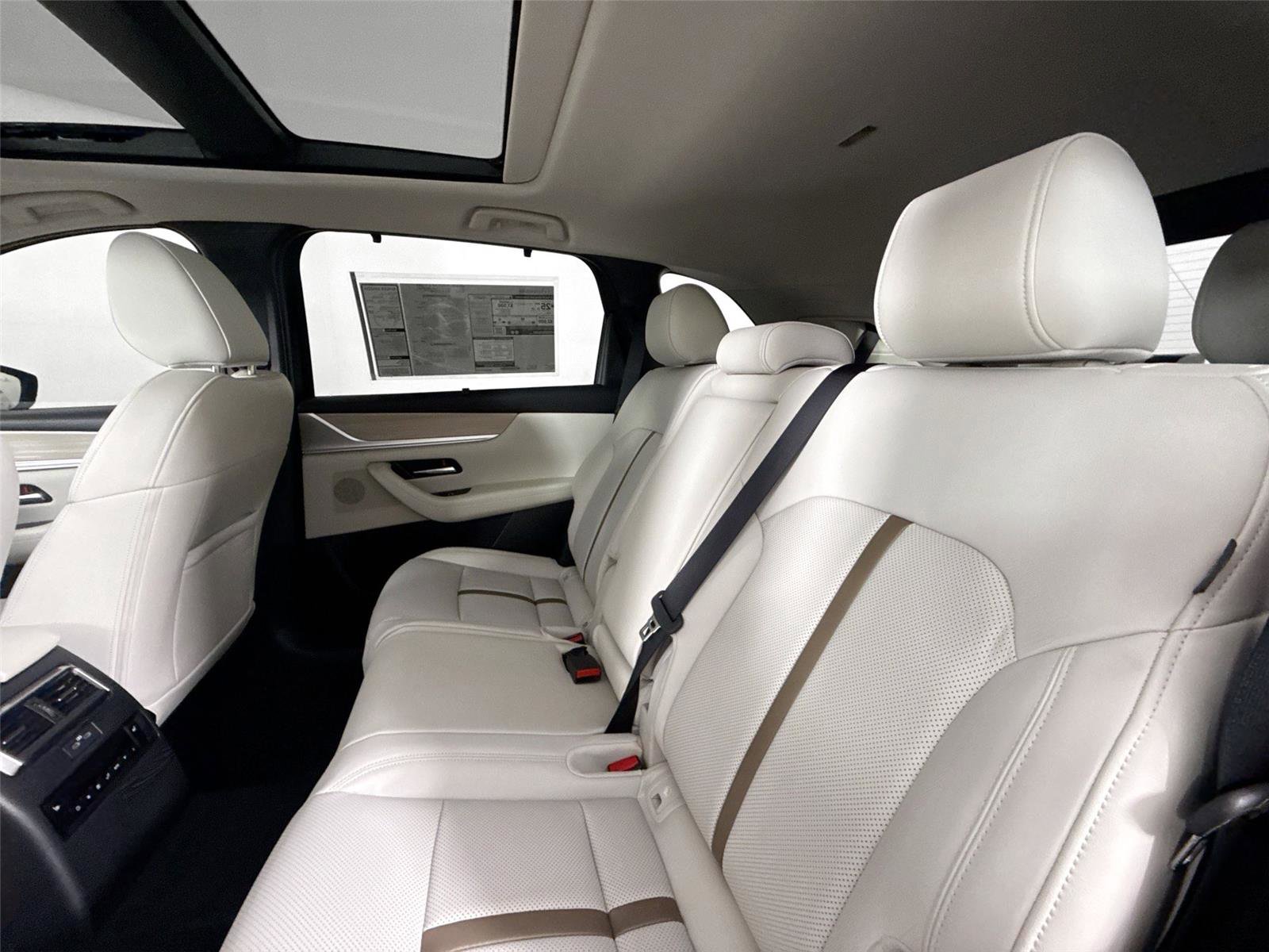 New 2026 MAZDA CX-90 3.3 Turbo w/ Premium Plus Pkg image 31