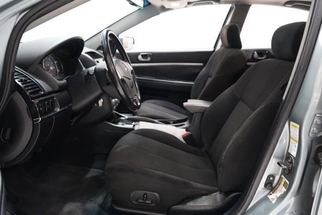 Used 2009 Mitsubishi Galant ES image 13