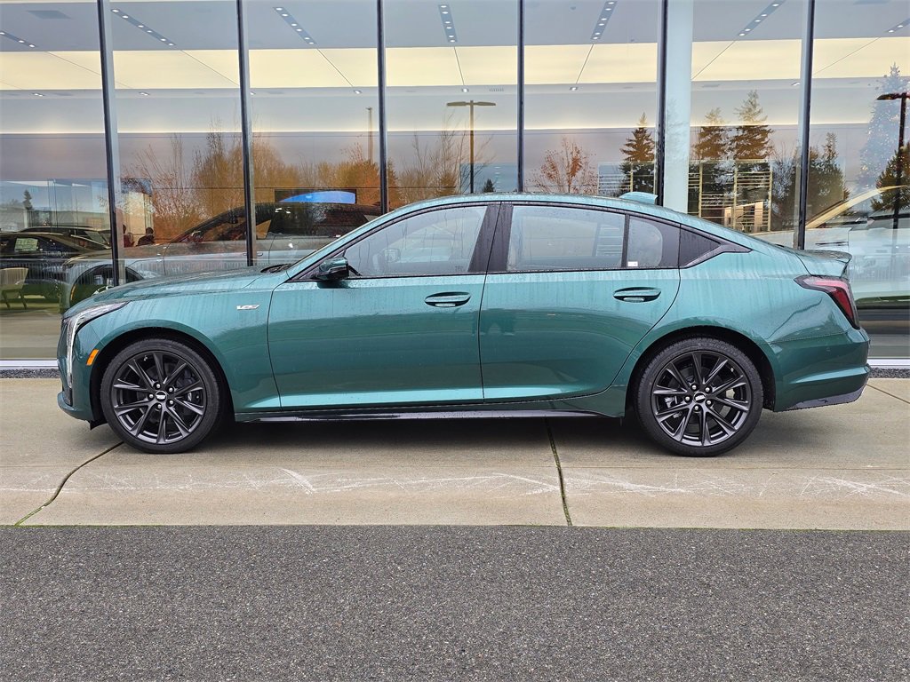 New 2026 Cadillac CT5 V w/ Platinum Package image 2