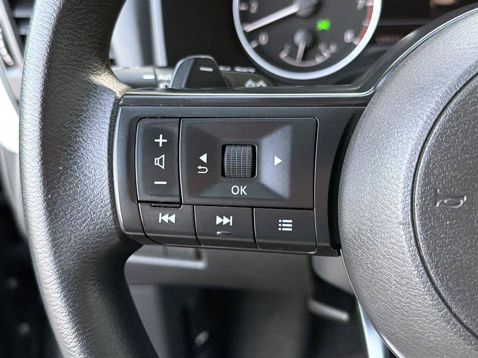 Used 2024 Nissan Rogue S AWD/4WD image 24
