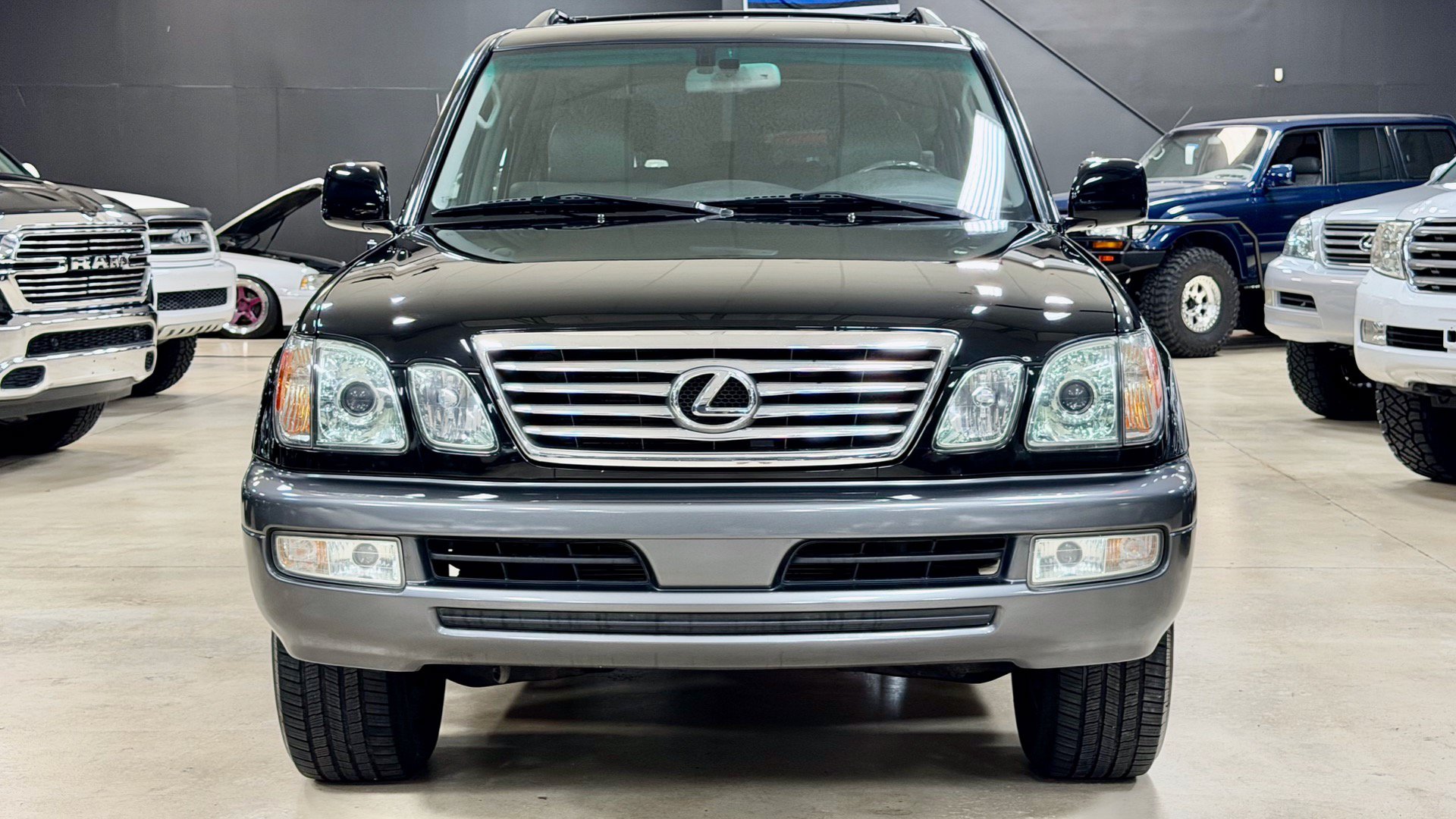 Used 2007 Lexus LX 470 4WD w/ Limited Edition image 4