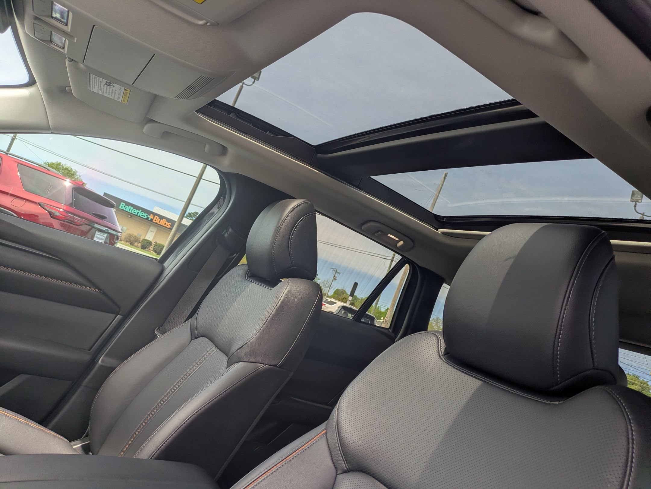 Certified 2025 MAZDA CX-50 AWD 2.5 Hybrid w/ Weather Package image 12