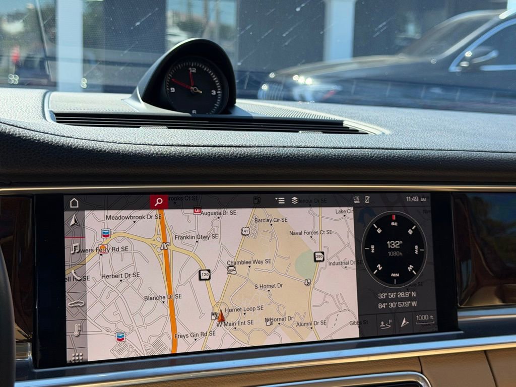 Used 2018 Porsche Panamera image 22