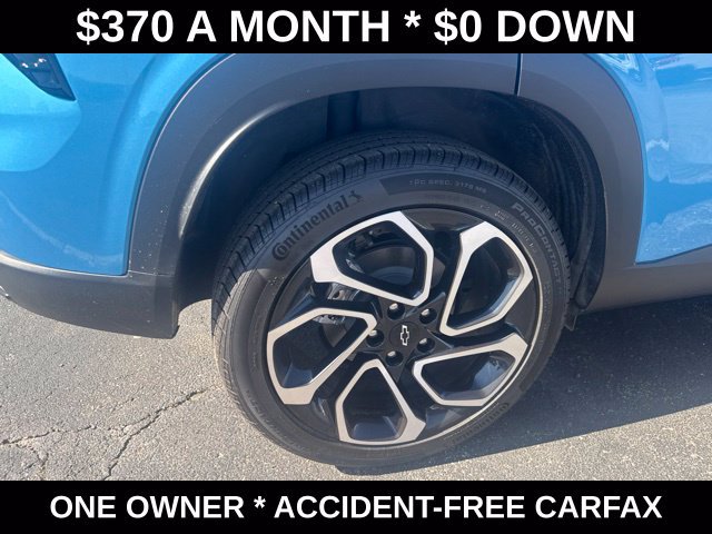 Used 2025 Chevrolet Trax RS w/ Driver Confidence Package FWD image 39