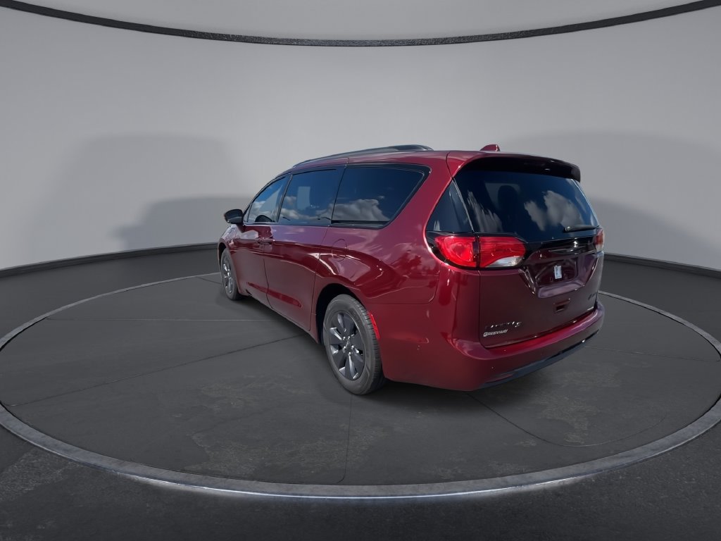 Used 2020 Chrysler Pacifica Limited FWD image 7