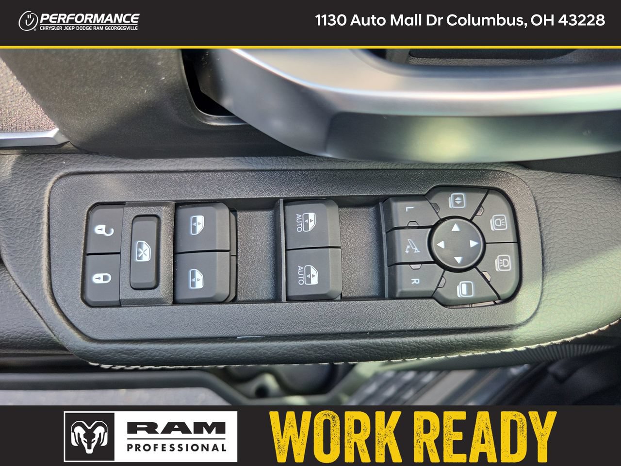 New 2026 RAM 2500 Big Horn AWD/4WD image 18
