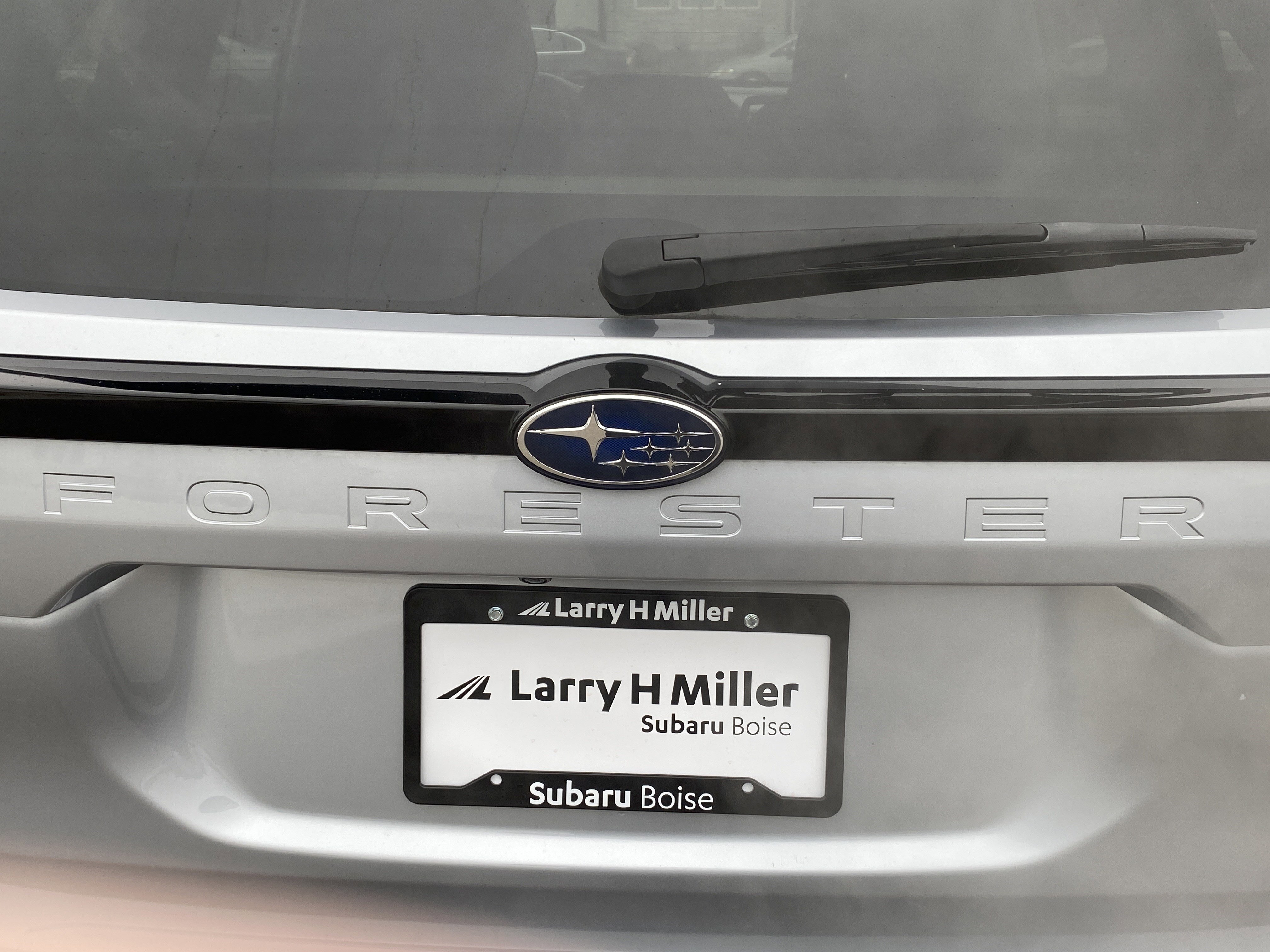 Used 2025 Subaru Forester Premium image 26