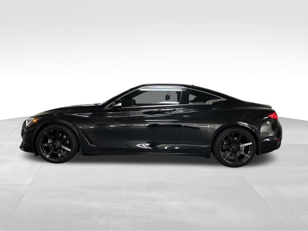 Used 2018 INFINITI Q60 3.0t Luxe w/ Sensory Package 3.0T Luxe image 2