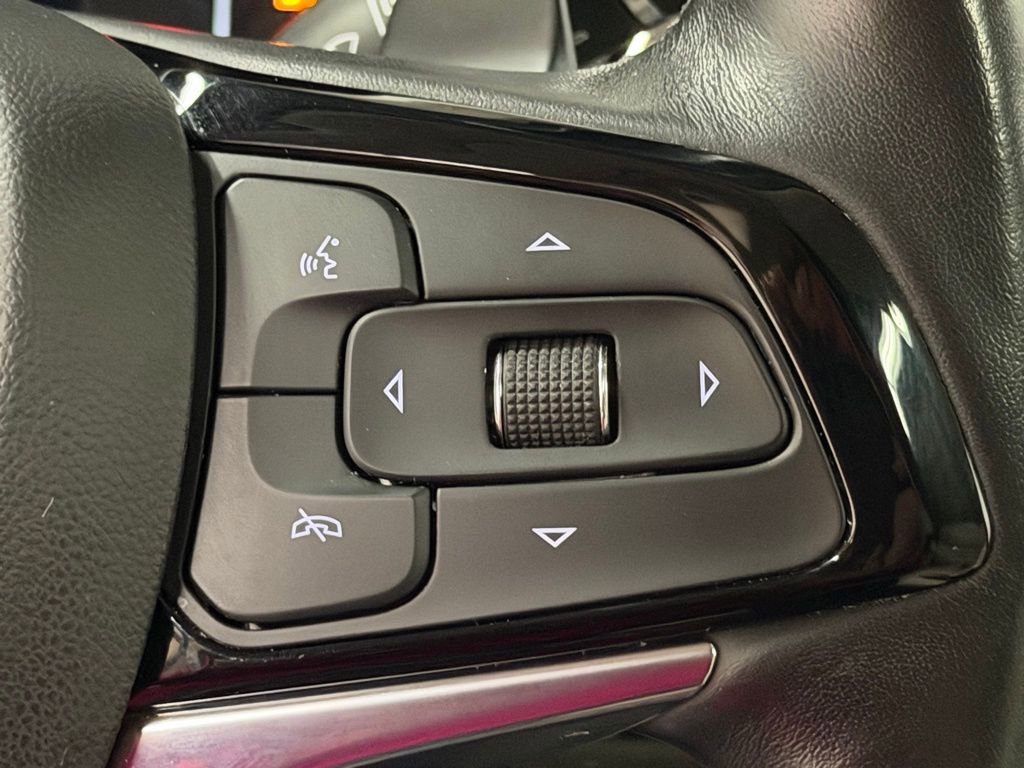 Certified 2022 Buick Enclave Avenir w/ Avenir Technology Package image 46