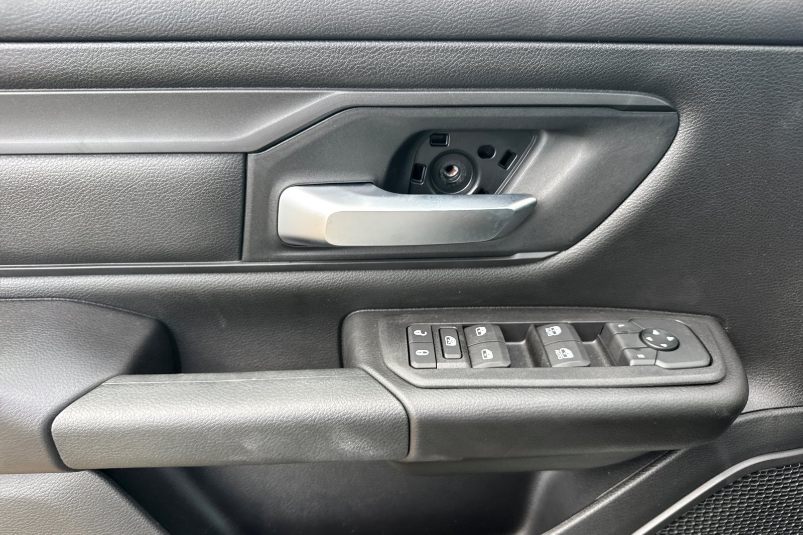 New 2026 RAM 1500 Warlock AWD/4WD image 10