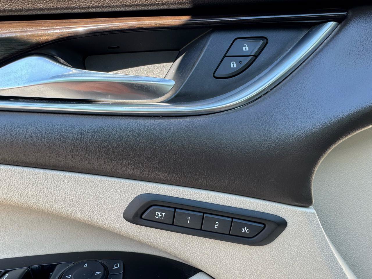 Used 2017 Buick LaCrosse Essence w/ Sun and Shade Package FWD image 15