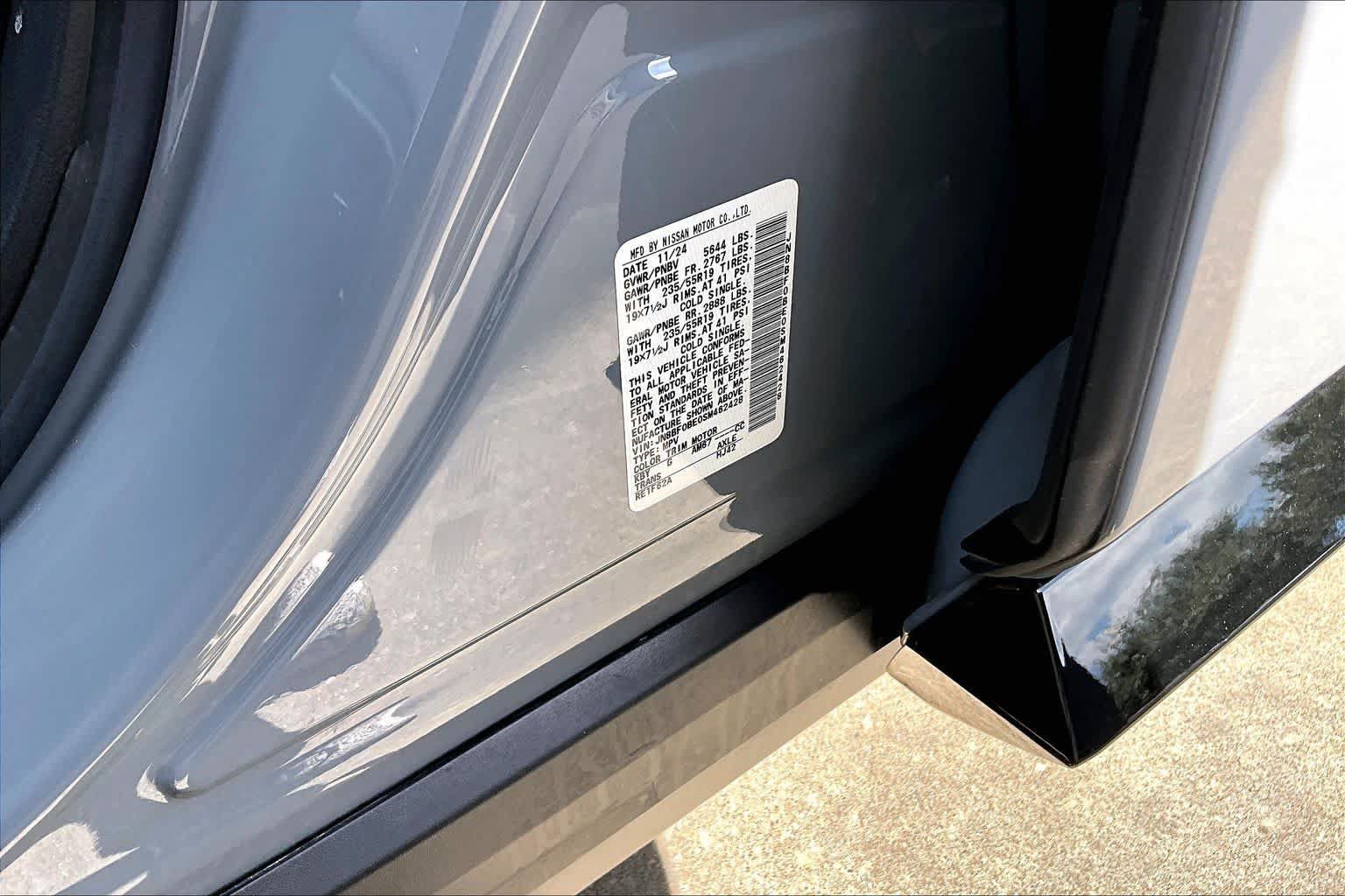 Used 2025 Nissan Ariya FWD image 36